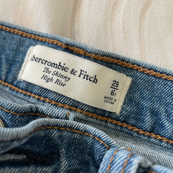 Abercrombie & Fitch the skinny high rise jeans - Picture 14 of 15